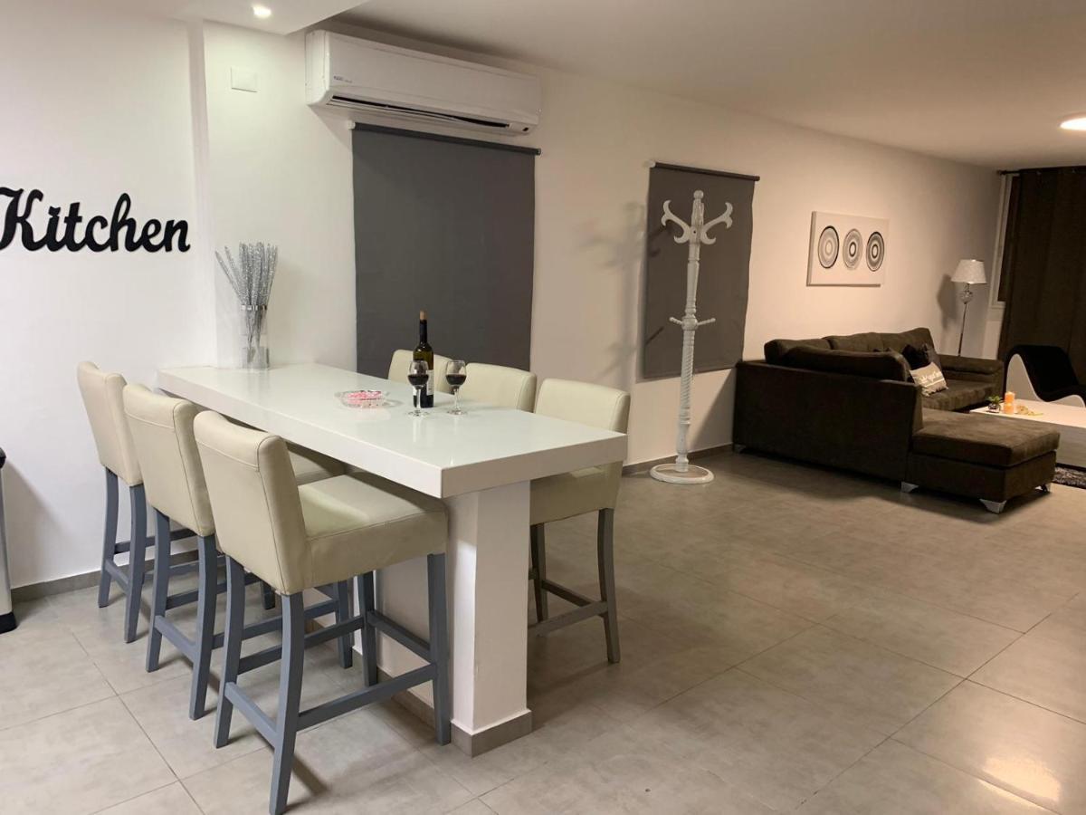דירת 5 חדרים מול הים Apartman Bat Jám Kültér fotó